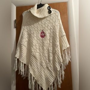 WHITE KNITTED- POCHO SWEATER- XL